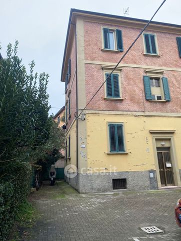 Box/posto auto in residenziale in Via Giuseppe Maria Mitelli