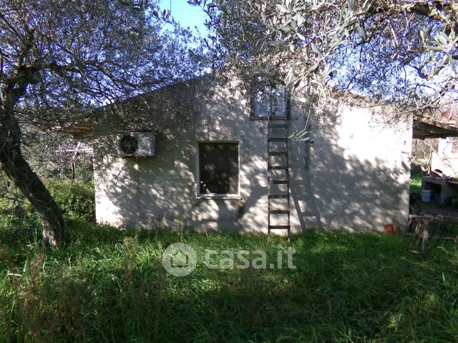 Casa indipendente in residenziale in Strada Vicinale Montalè 8