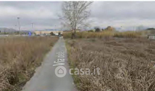 Terreno edificabile in residenziale in Via Martiri delle Foibe