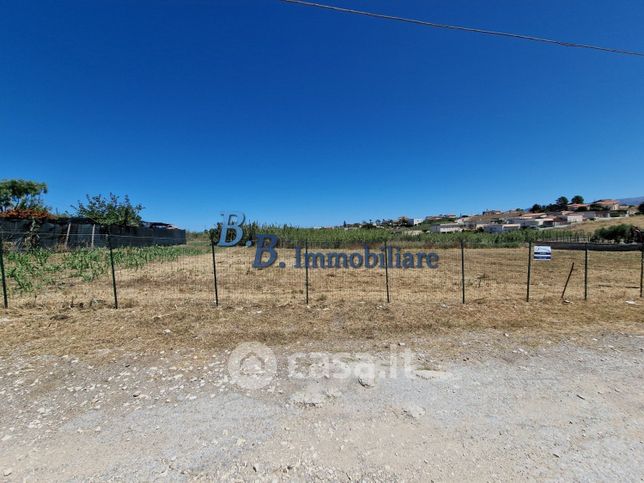 Terreno agricolo in commerciale in Via Cipro