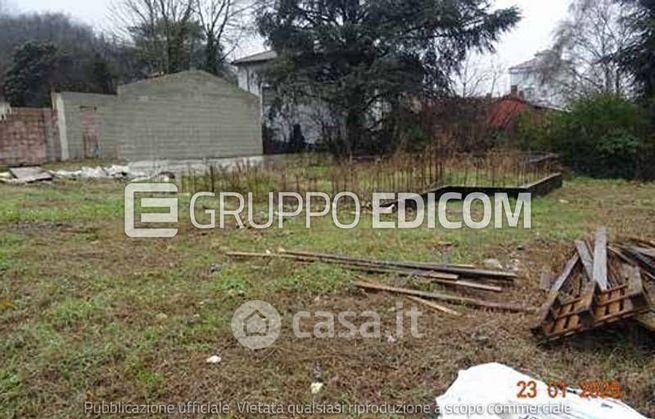 Terreno agricolo in commerciale in Viale Libertà