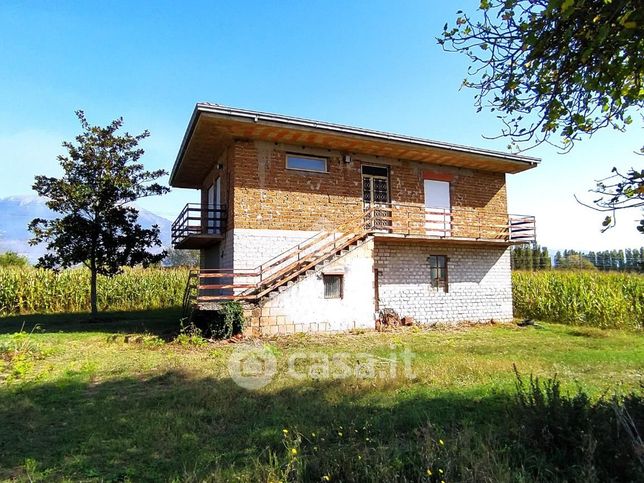 Casa indipendente in residenziale in Via Castelluccio