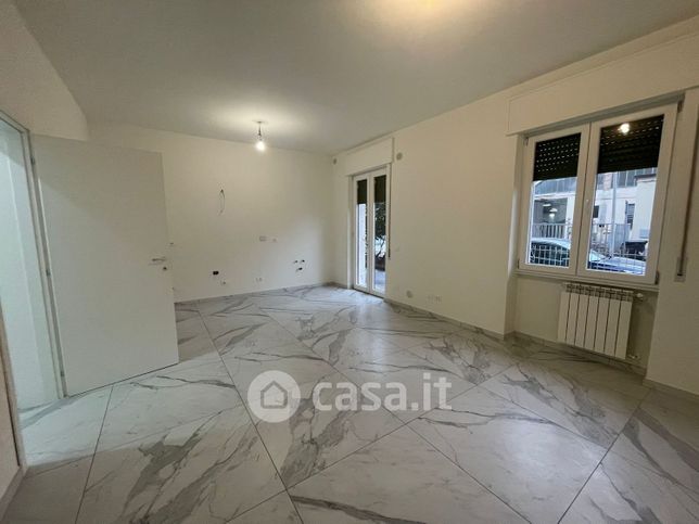 Appartamento in residenziale in Via Taro