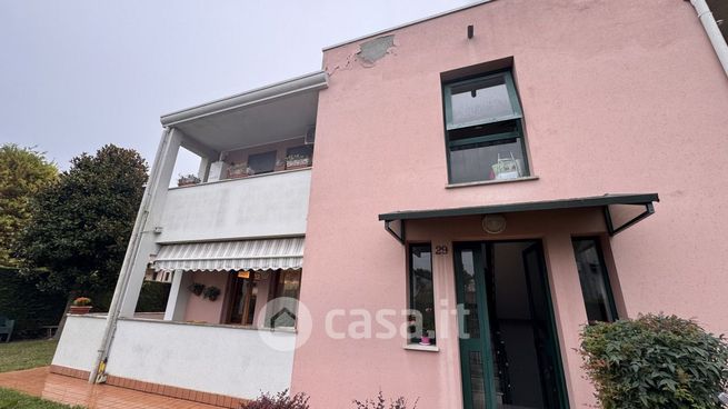 Appartamento in residenziale in Via Salata