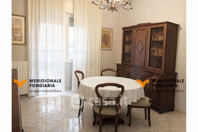 Appartamento in residenziale in Via Adige 10