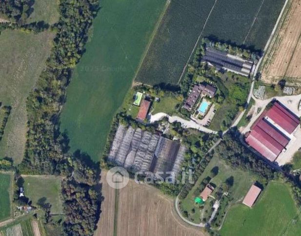 Terreno agricolo in commerciale in Via Giuseppe Garibaldi