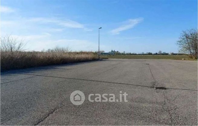 Terreno edificabile in residenziale in Via Pietro Nenni