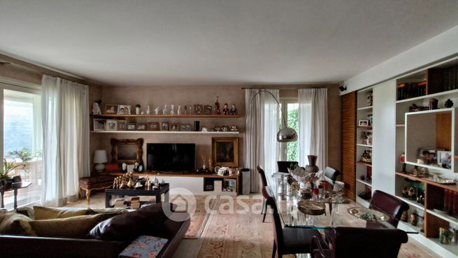Appartamento in residenziale in Via Adriano Zarini