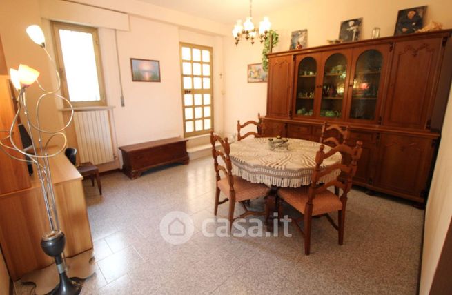 Casa indipendente in residenziale in Borgo da Monte 14