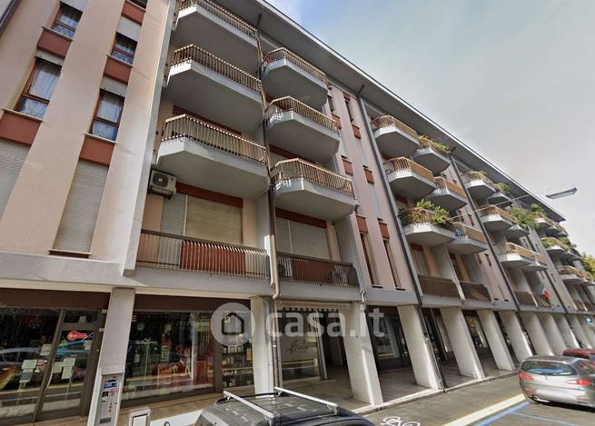 Appartamento in residenziale in Via Risorgimento 7
