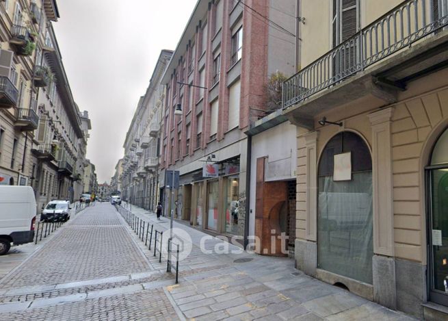 Box/posto auto in residenziale in Via Carlo Alberto