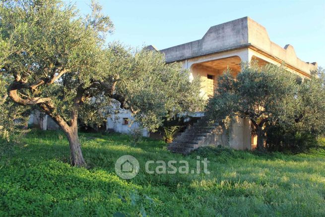 Villa in residenziale in Strada Statale 115