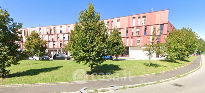 Appartamento in residenziale in Via Senigallia 5