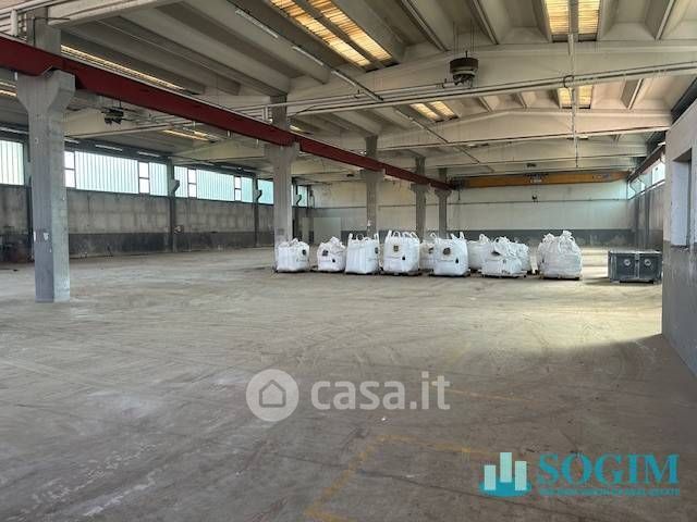 Capannone in commerciale in Via Luigi Fumagalli 97