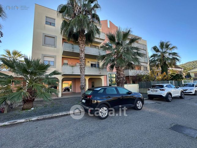 Appartamento in residenziale in Via Montevergine 8