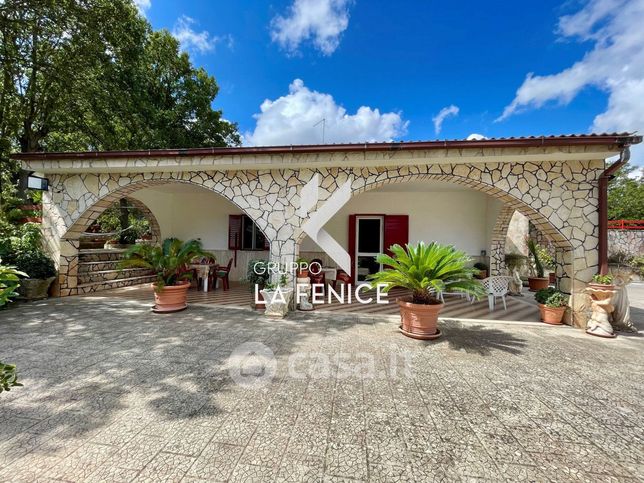 Villa in residenziale in Contrada Parco Tallinaio