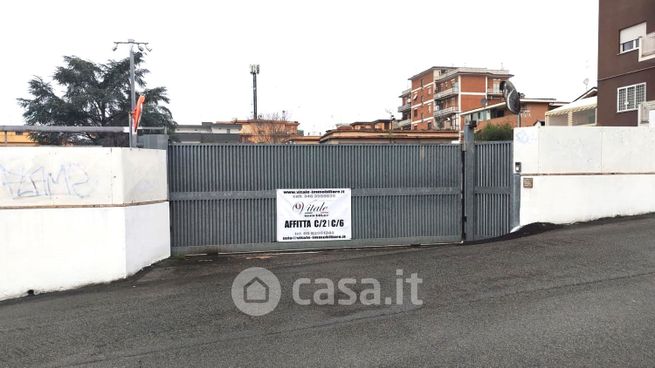 Garage/posto auto in residenziale in Via Partanna