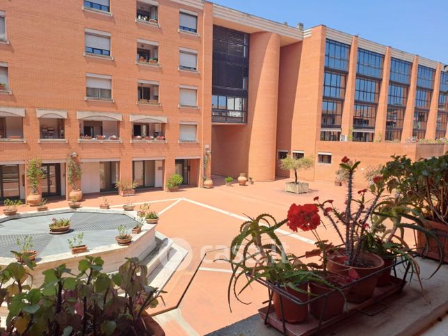 Appartamento in residenziale in Via Circonvallazione