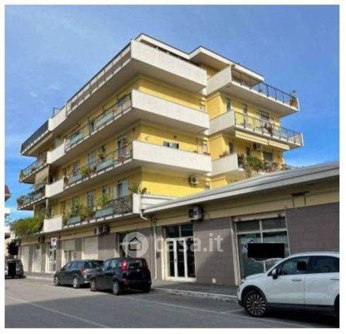 Appartamento in residenziale in Via Candeloro Antonio 22