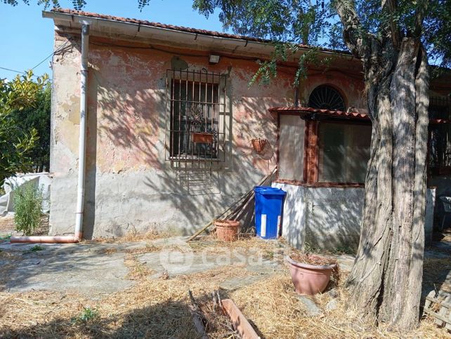 Villa in residenziale in Via della Marginata