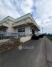 Capannone in commerciale in Via dell'Elettronica 81