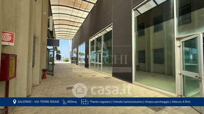 Ufficio in commerciale in