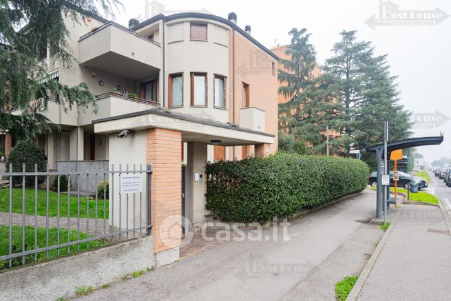 Appartamento in residenziale in Viale Lombardia 127