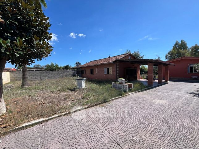 Casa indipendente in residenziale in Strada del Pantanello