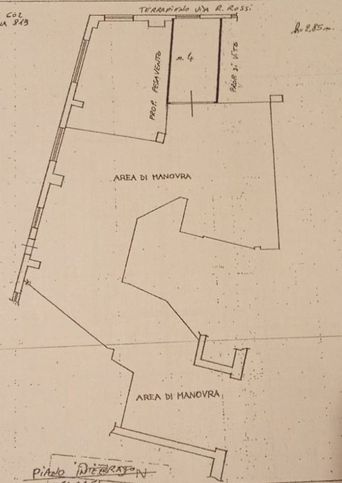 Box/posto auto in residenziale in Via Cesare Algranati
