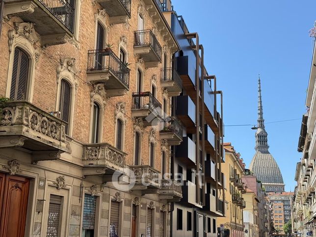 Appartamento in residenziale in Via Luigi Tarino 18