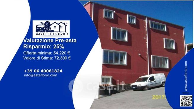 Ufficio in commerciale in Contrada Serra