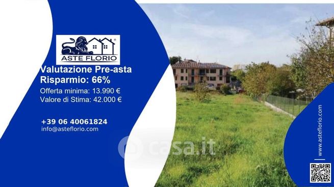 Terreno agricolo in commerciale in Via Ancona