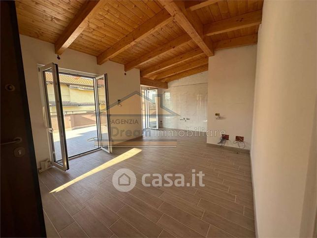 Appartamento in residenziale in Via signorelli