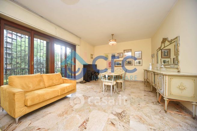 Appartamento in residenziale in Via Pordenone 13