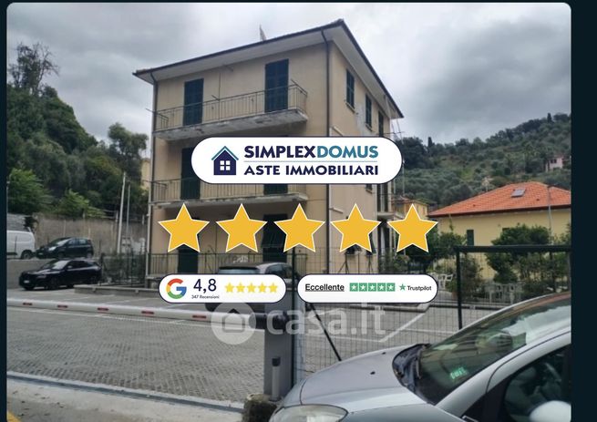 Appartamento in residenziale in Via Petronio