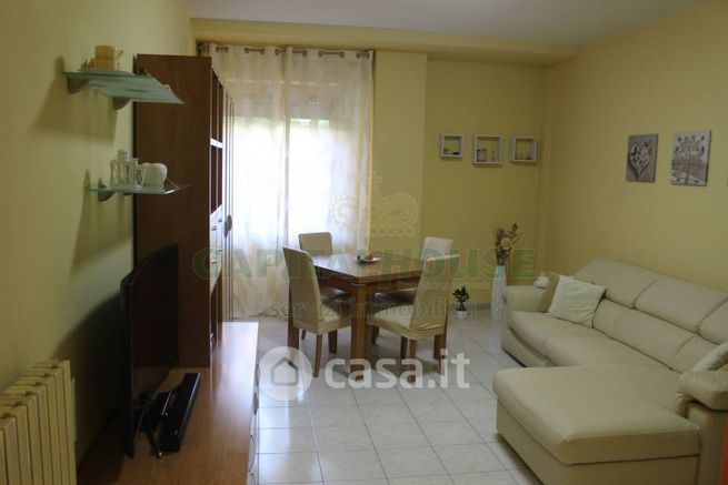 Appartamento in residenziale in Via Roma 14 SCALA B