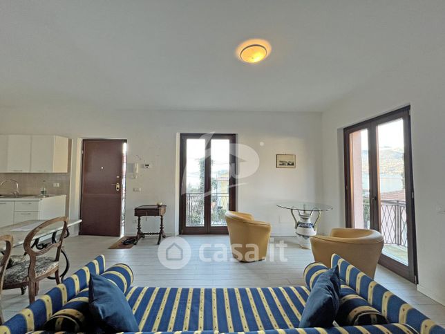 Appartamento in residenziale in Via Acquanera 15