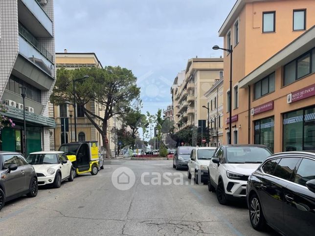 Garage/posto auto in residenziale in Via Raffaello Sanzio