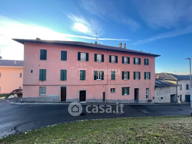 Appartamento in residenziale in Via A. Manzoni 4