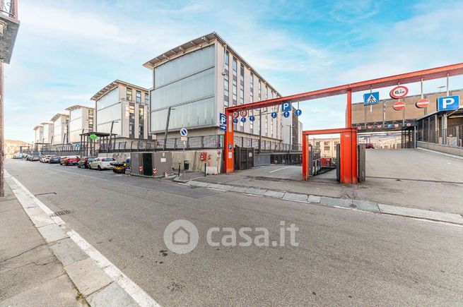 Ufficio in commerciale in Via Tesso
