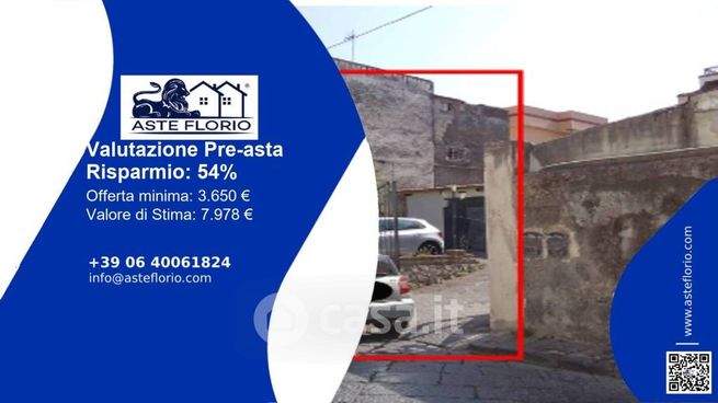 Box/posto auto in residenziale in Via Vittorio Emanuele 86