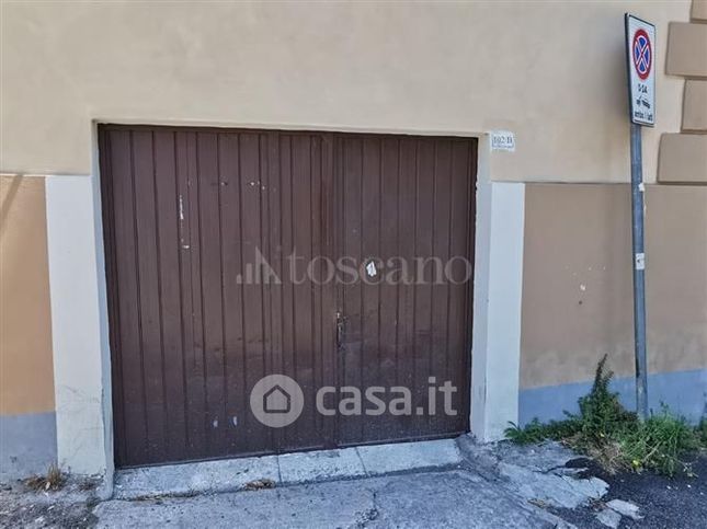 Garage/posto auto in residenziale in Viale Regina Margherita