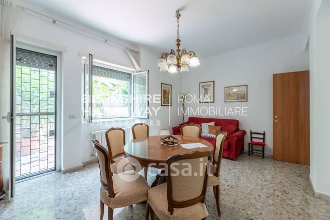 Appartamento in residenziale in Piazzale delle Gardenie