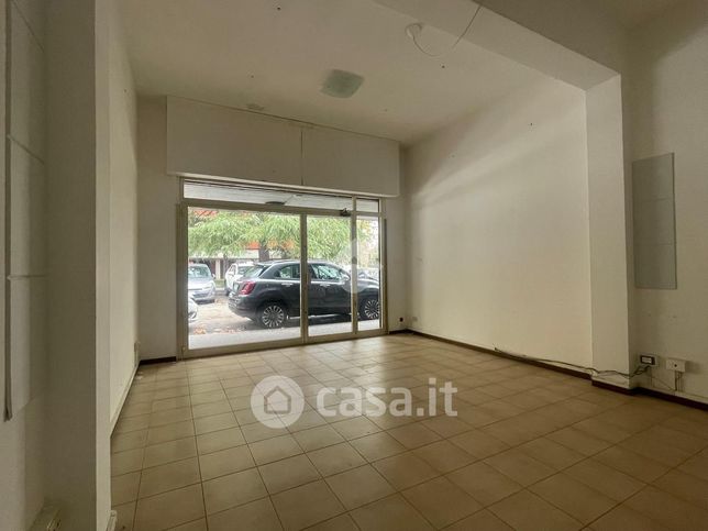 Ufficio in commerciale in Via Cracovia 5