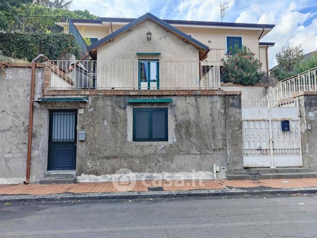 Casa indipendente in residenziale in Corso Italia 77