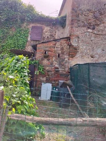 Casa indipendente in residenziale in Via Asinai