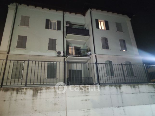 Appartamento in residenziale in Via delle Scuole 42