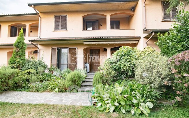Villetta a schiera in residenziale in Via della Pace