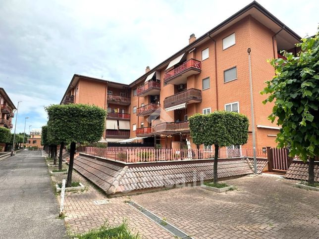 Appartamento in residenziale in Via Caligola 2