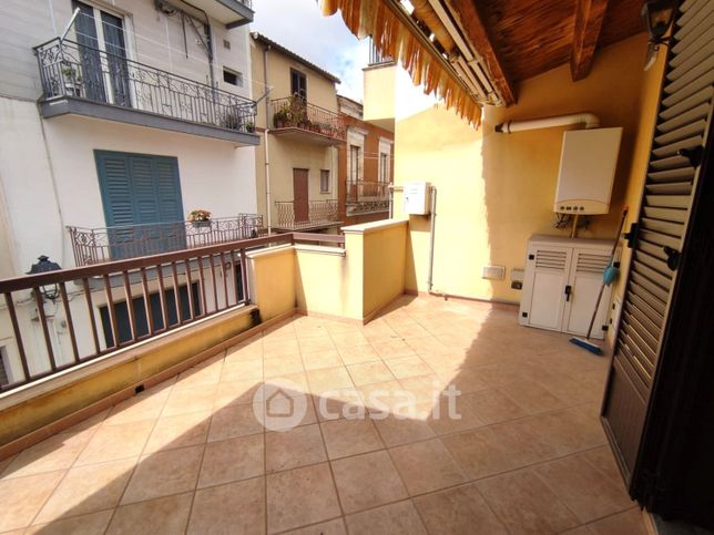 Casa indipendente in residenziale in Via Gaeta 61